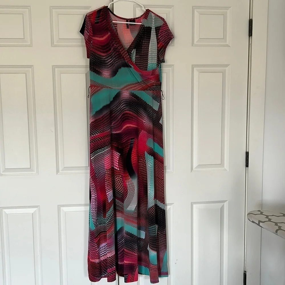 New directions geometric shape maxi dress size large red black turquoise